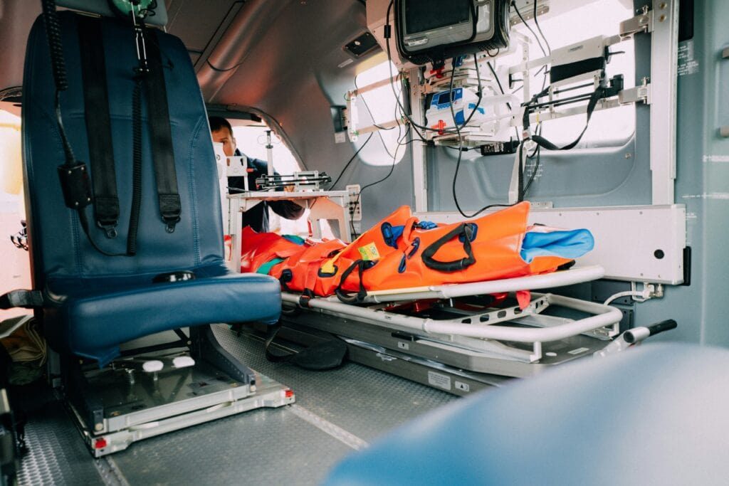 Types of ambulance stretcher